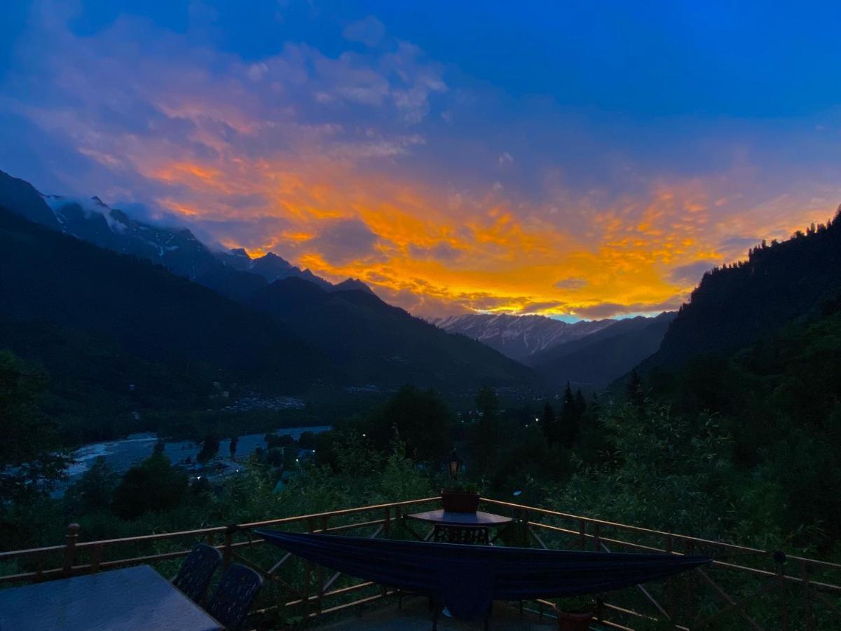 God'S Land Bed and Breakfast Manāli Esterno foto
