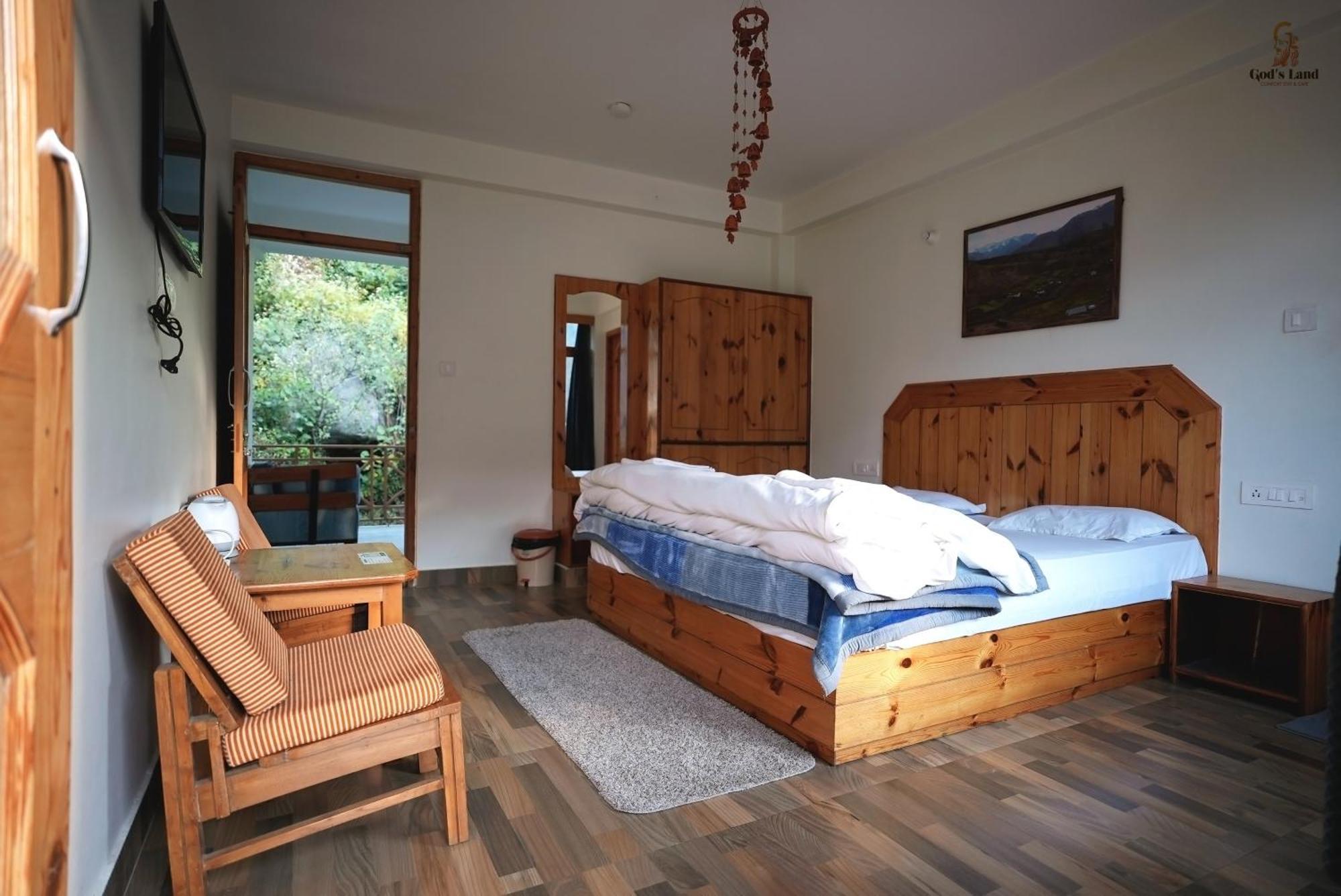 God'S Land Bed and Breakfast Manāli Esterno foto