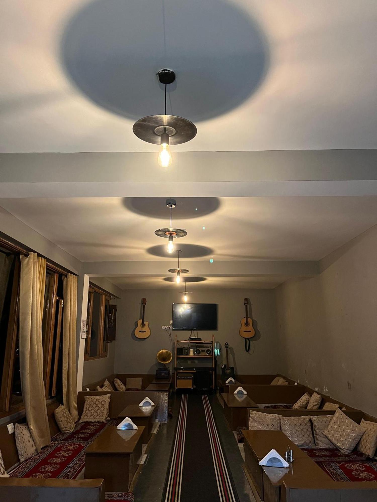 God'S Land Bed and Breakfast Manāli Esterno foto