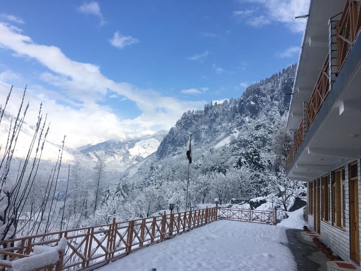 God'S Land Bed and Breakfast Manāli Esterno foto