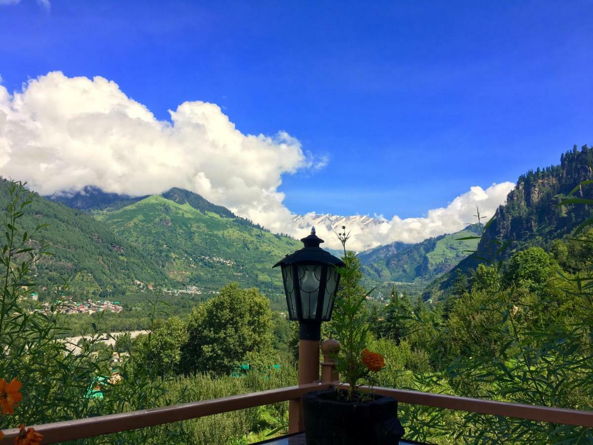 God'S Land Bed and Breakfast Manāli Esterno foto